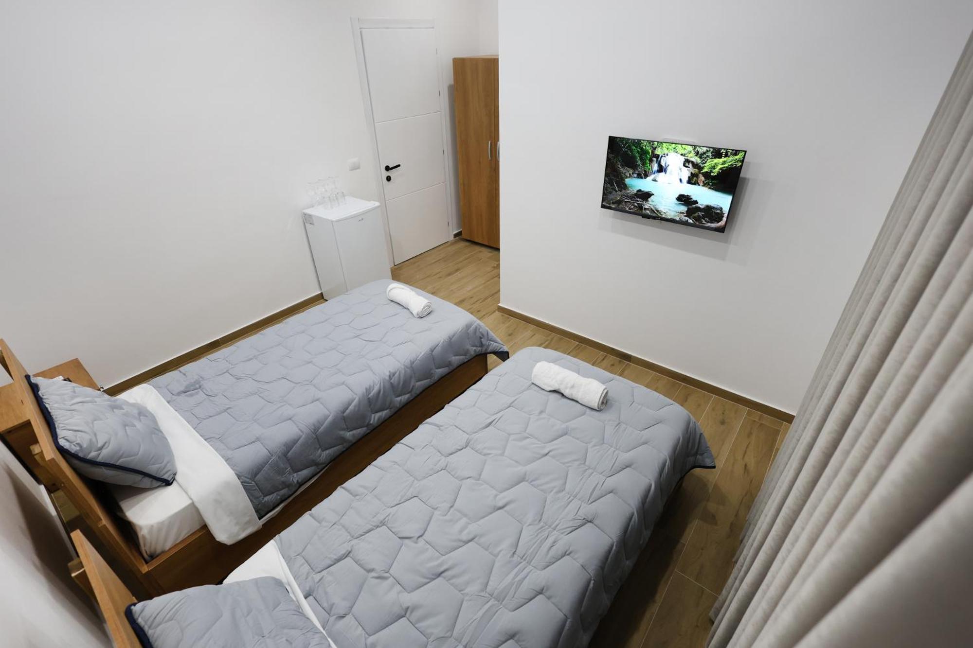 Guesthouse Aurel Berat Zewnętrze zdjęcie